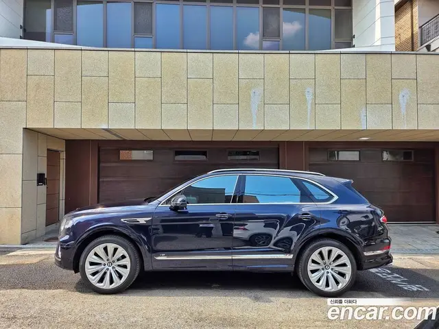 Bentley Bentayga 2021 4.0 АКПП, миниатюра 8