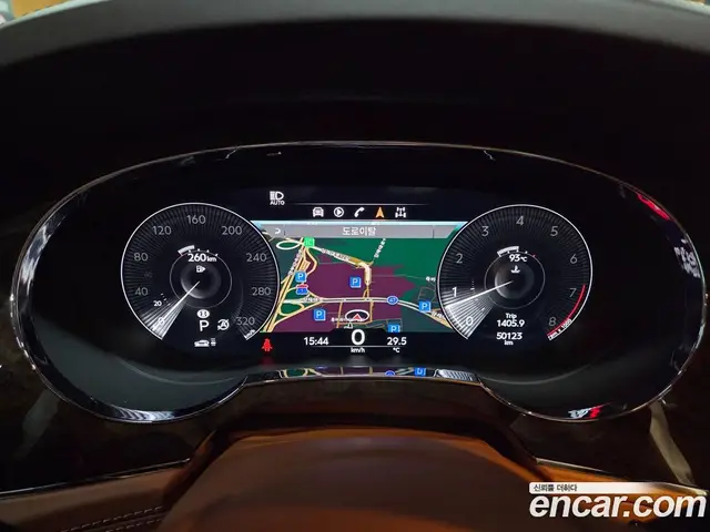 Bentley Bentayga 2021 4.0 АКПП, миниатюра 10