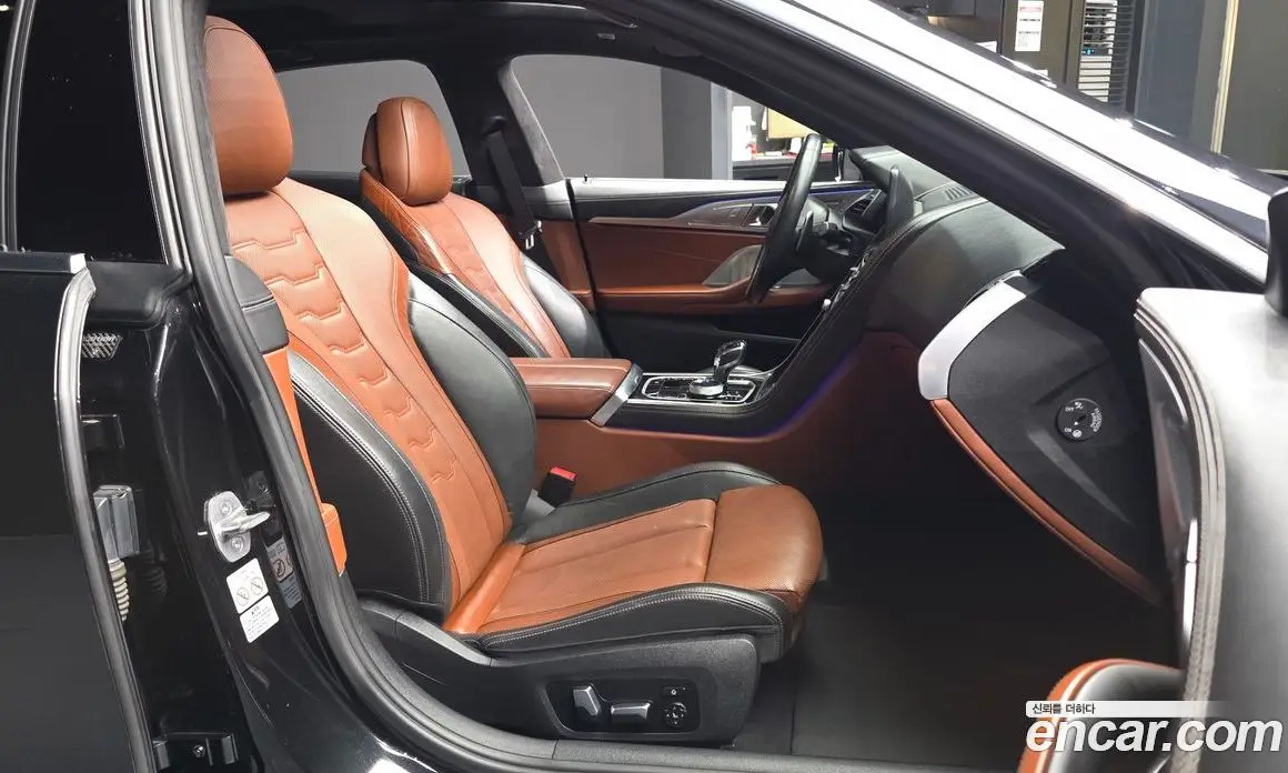 BMW 8 серия 2022 4.4 АКПП, фото 16