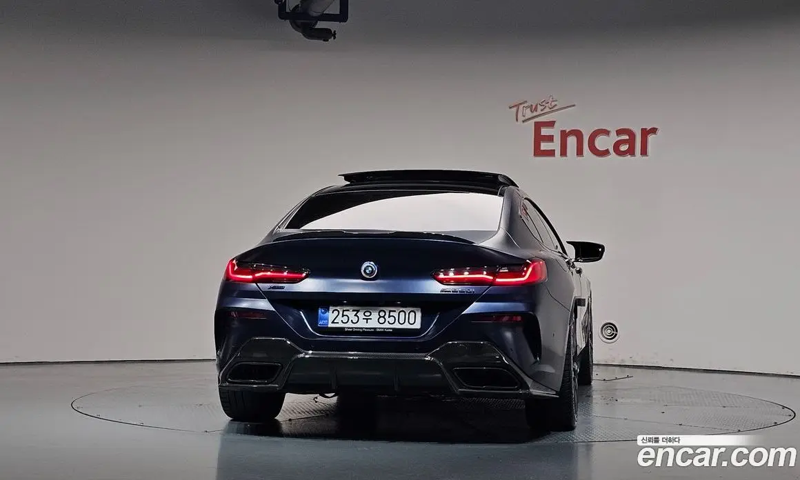 BMW 8 серия 2022 4.4 АКПП, фото 3