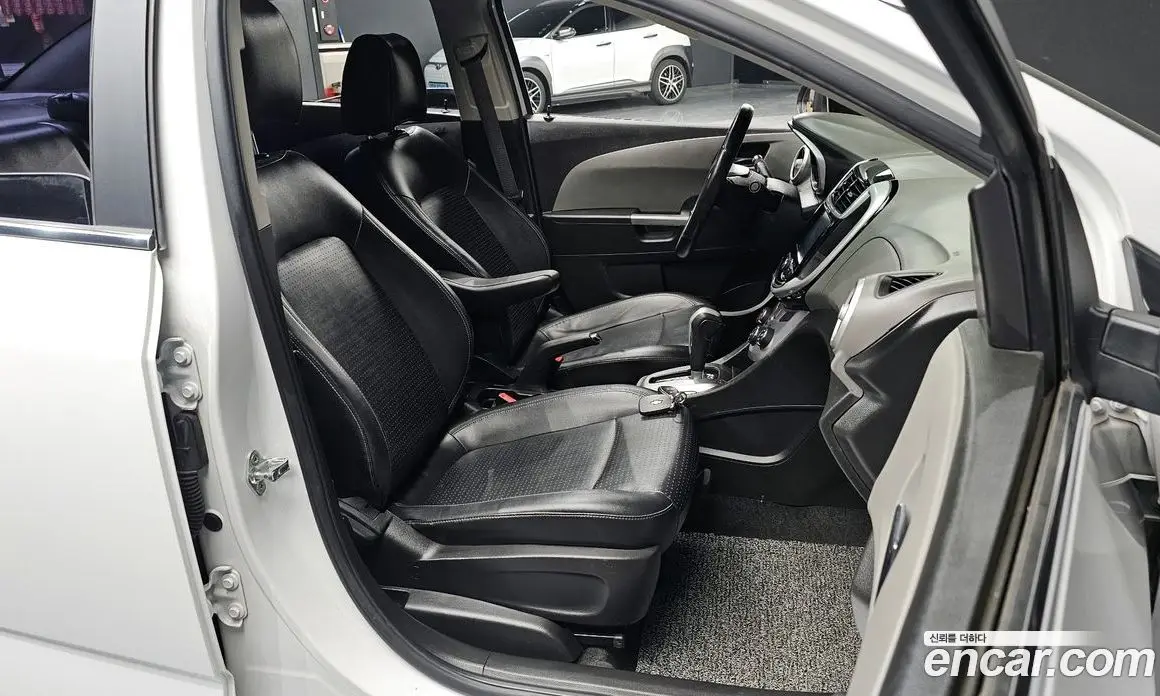 Chevrolet Aveo 2016 1.4 АКПП, фото 11