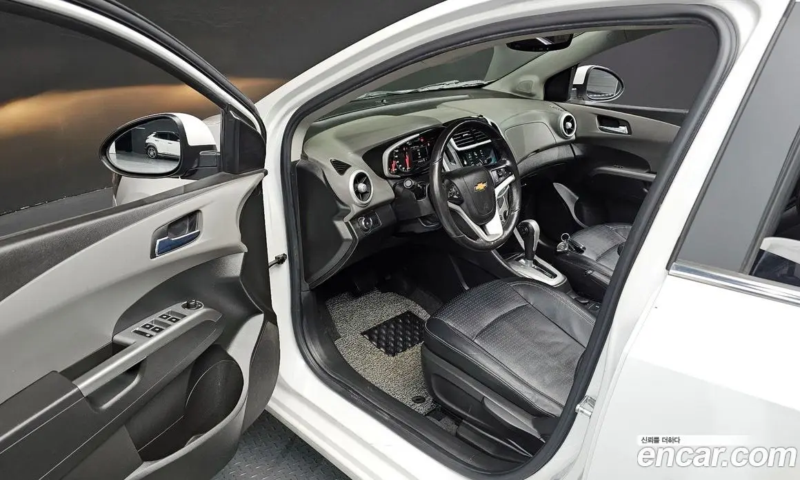 Chevrolet Aveo 2016 1.4 АКПП, фото 10
