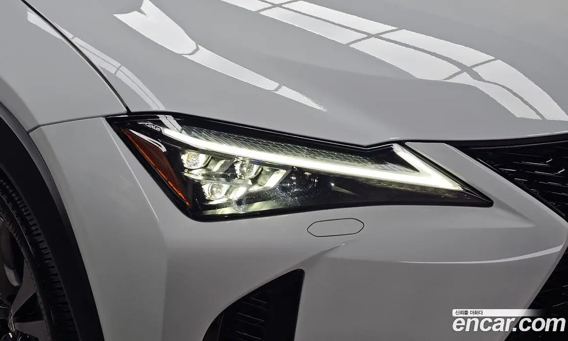 Lexus UX 2025 2.0 АКПП, фото 7 Lexus UX 2025 2.0 АКПП, фото 7