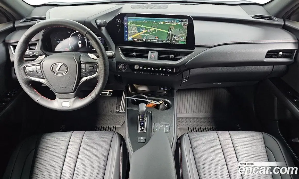 Lexus UX 2025 2.0 АКПП, фото 9 Lexus UX 2025 2.0 АКПП, фото 9
