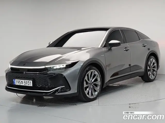 Toyota Crown, 2024, 59 411 км