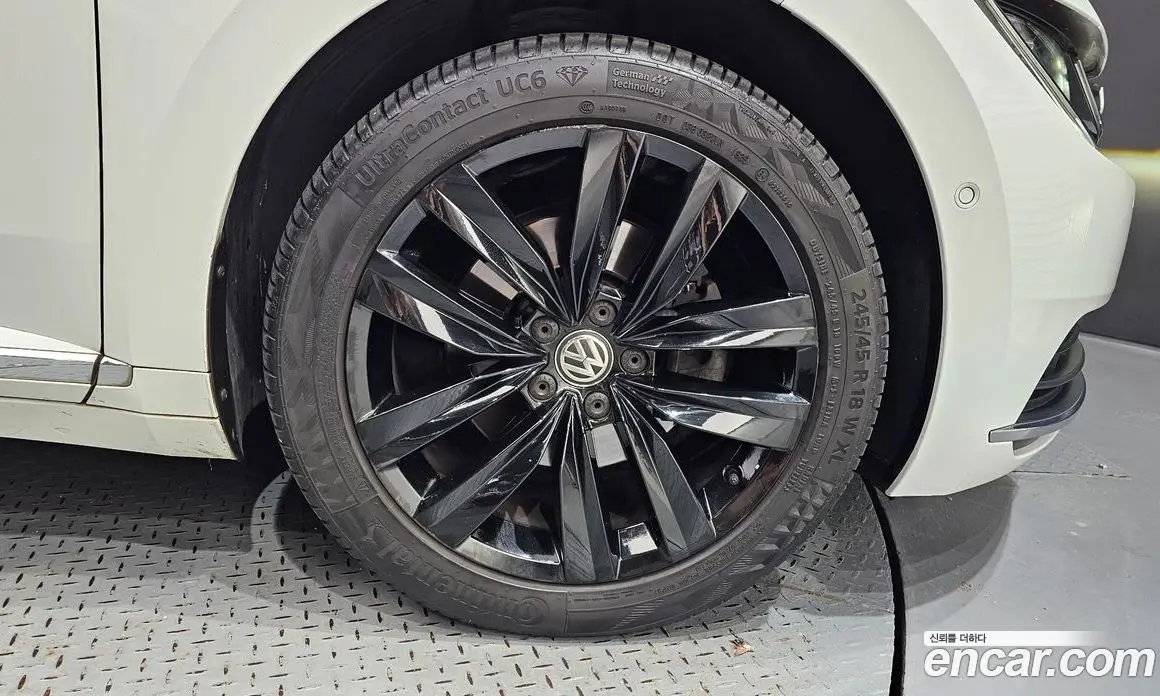 Volkswagen Arteon 2019 2.0 АКПП, фото 6