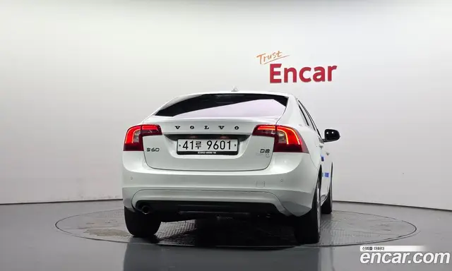 Volvo S60 2014 1.6 АКПП, миниатюра 4
