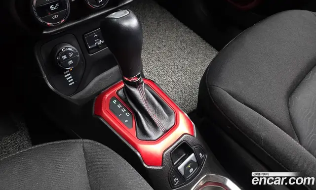 Jeep Renegade 2017 2.0 АКПП, миниатюра 12
