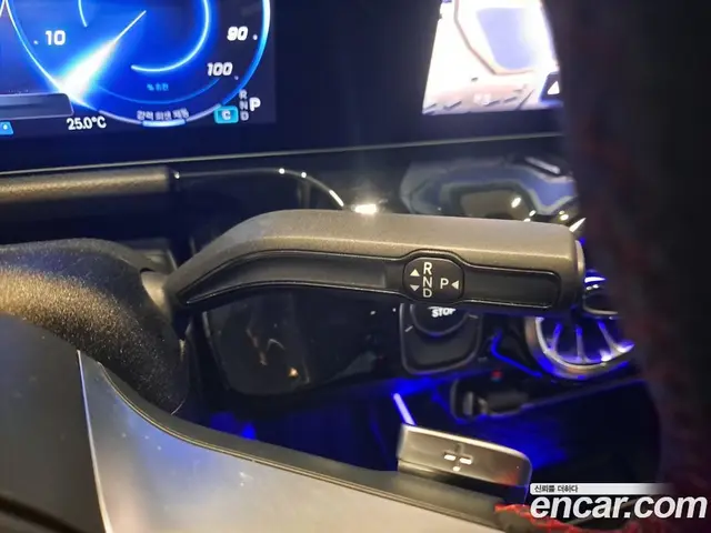 Mercedes-Benz EQA 2025 1.0 АКПП, миниатюра 9