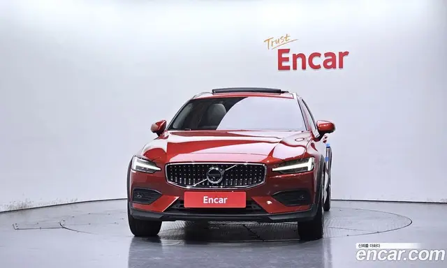 Volvo V60 2019 2.0 АКПП, миниатюра 3 Volvo V60 2019 2.0 АКПП, миниатюра 3