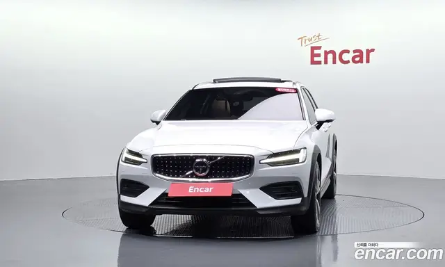 Volvo V60 2019 2.0 АКПП, миниатюра 2