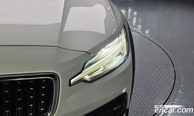 Volvo V60 2019 2.0 АКПП, миниатюра 7
