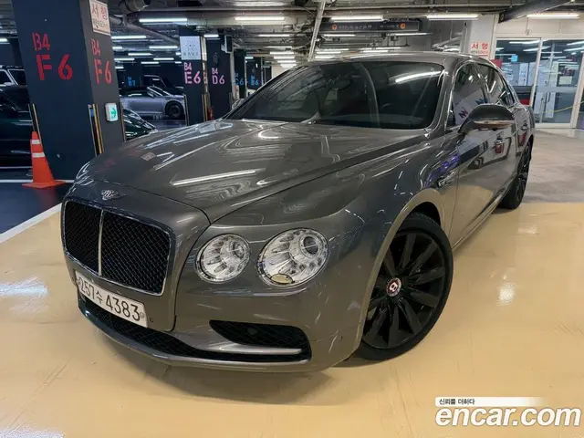 Bentley Flying Spur, 2018, 50 000 км