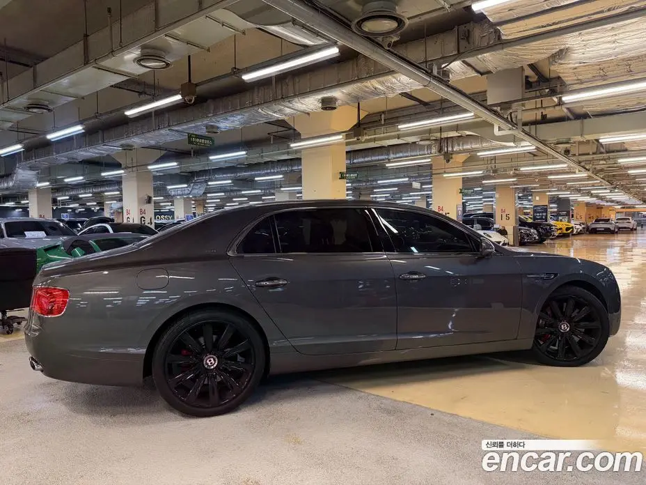 Bentley Flying Spur 2018 4.0 АКПП, фото 4