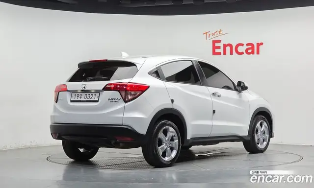 Honda HR-V 2016 1.8 АКПП, миниатюра 2 Honda HR-V 2016 1.8 АКПП, миниатюра 2