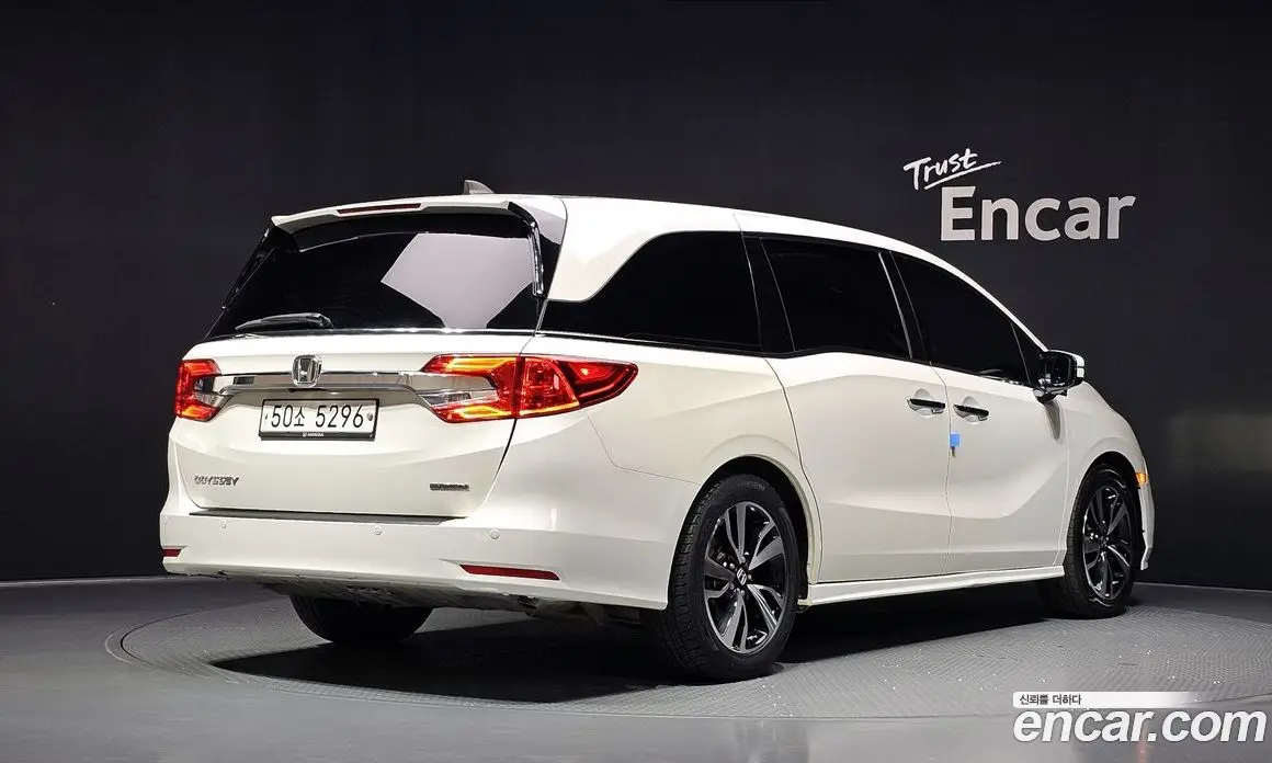 Honda Odyssey 2019 3.5 АКПП, фото 2 Honda Odyssey 2019 3.5 АКПП, фото 2