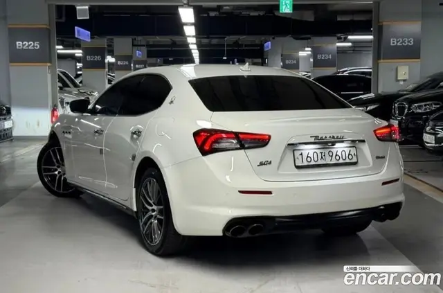 Maserati Ghibli 2018 3.0 АКПП, миниатюра 2