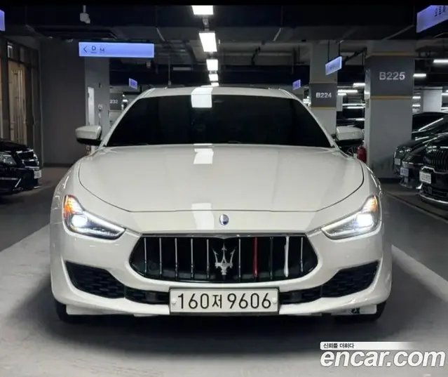 Maserati Ghibli 2018 3.0 АКПП, миниатюра 3