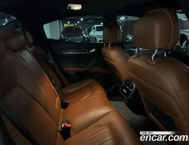 Maserati Ghibli 2018 3.0 АКПП, миниатюра 10