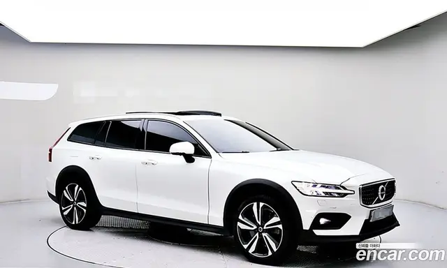 Volvo V60 2019 2.0 АКПП, миниатюра 4