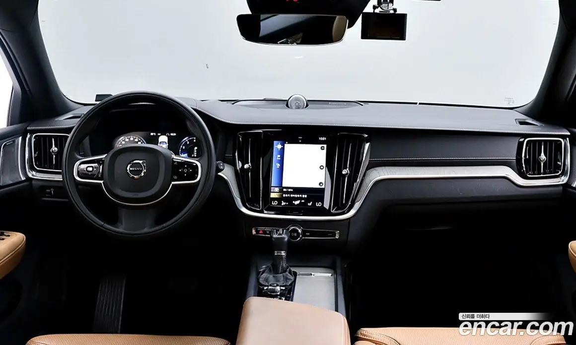 Volvo V60 2019 2.0 АКПП, фото 9