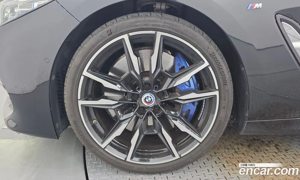 BMW 8 серия 2022 4.4 АКПП, фото 5
