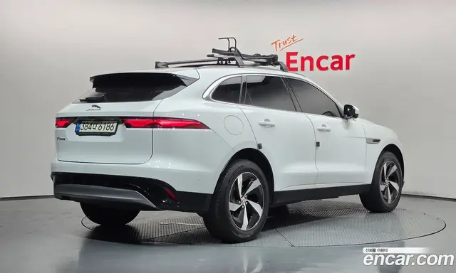 Jaguar F-Pace 2021 2.0 АКПП, миниатюра 2 Jaguar F-Pace 2021 2.0 АКПП, миниатюра 2