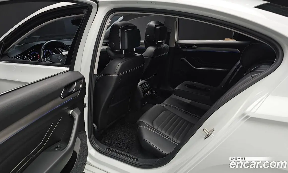 Volkswagen Passat 2021 2.0 АКПП, фото 18