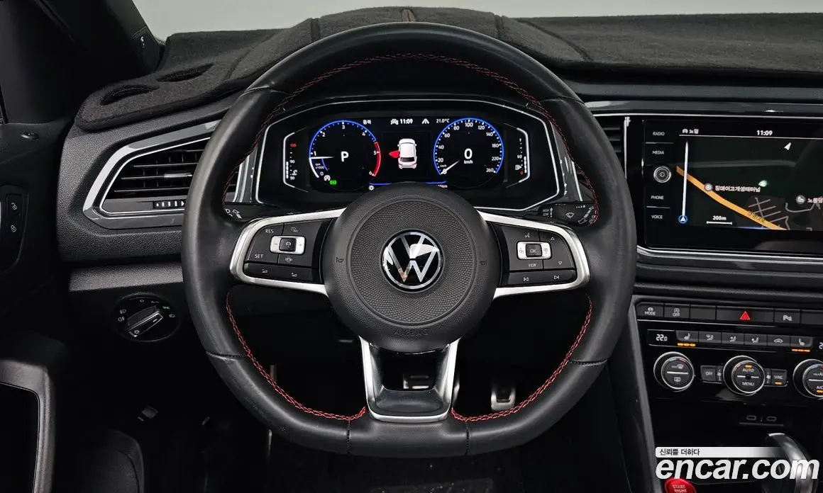 Volkswagen T-Roc 2021 2.0 АКПП, фото 18
