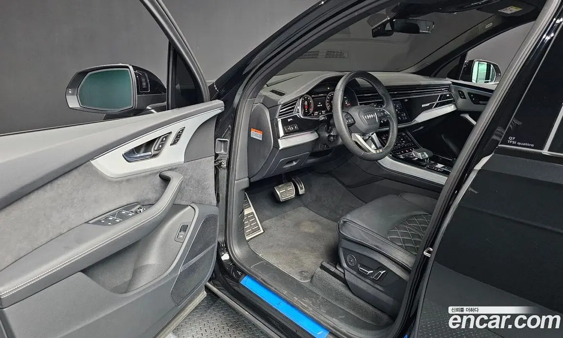 Audi Q7 2025 3.0 АКПП, фото 13