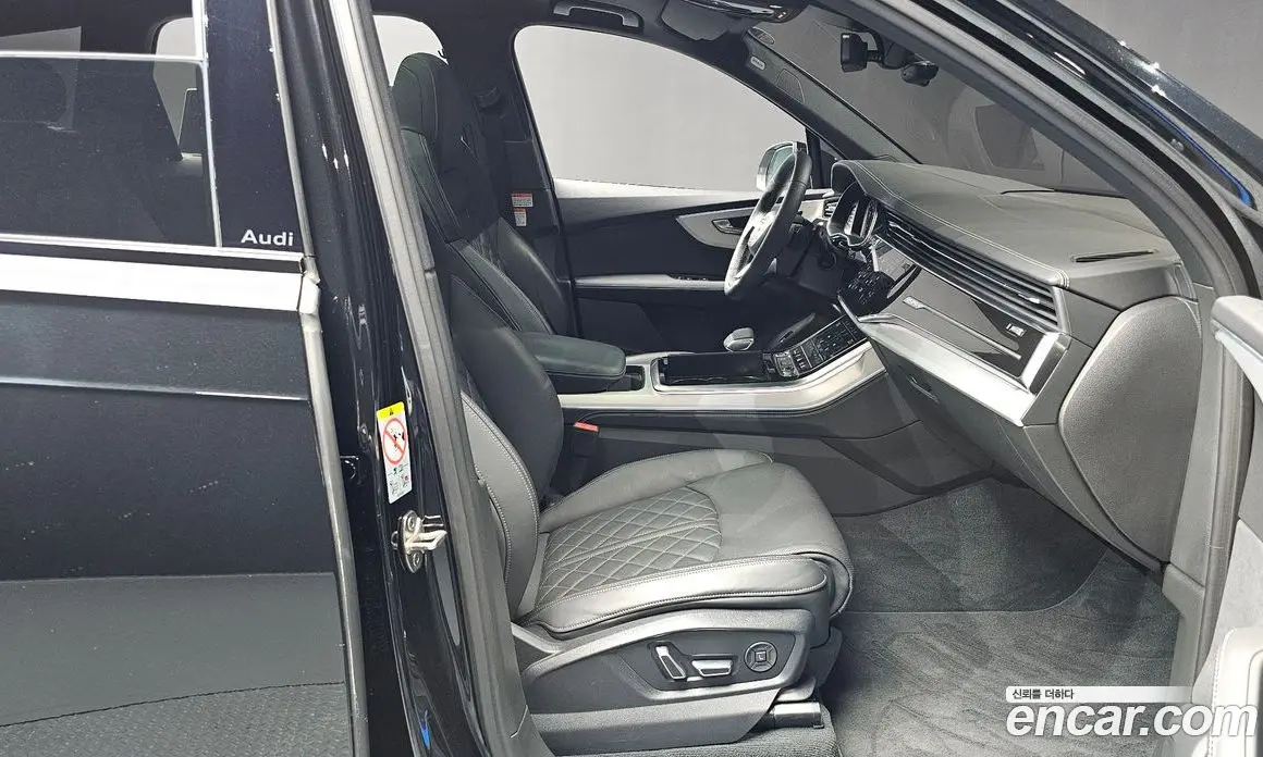 Audi Q7 2025 3.0 АКПП, фото 16