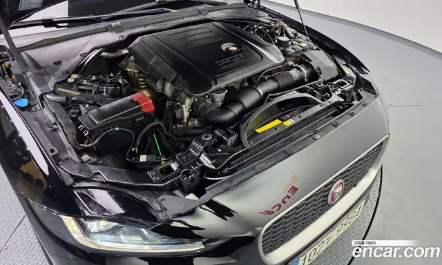 Jaguar XE 2020 2.0 АКПП, миниатюра 6 Jaguar XE 2020 2.0 АКПП, миниатюра 6