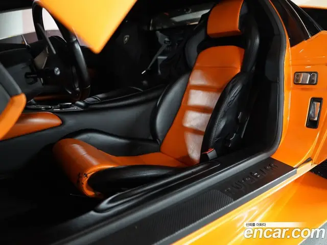 Lamborghini Murcielago 2006 6.2 АКПП, миниатюра 11 Lamborghini Murcielago 2006 6.2 АКПП, миниатюра 11