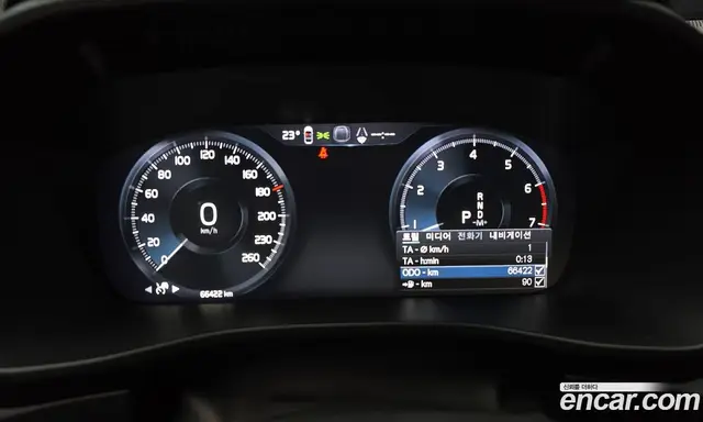 Volvo XC40 2021 2.0 АКПП, миниатюра 11