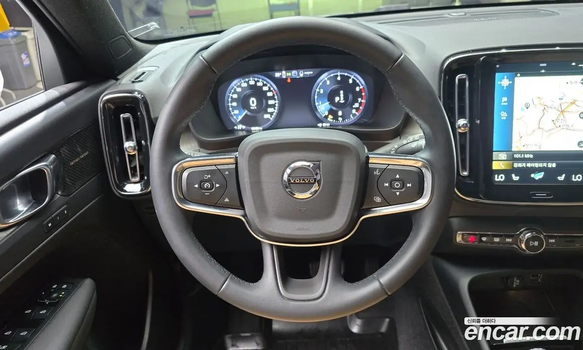 Volvo XC40 2021 2.0 АКПП, фото 19