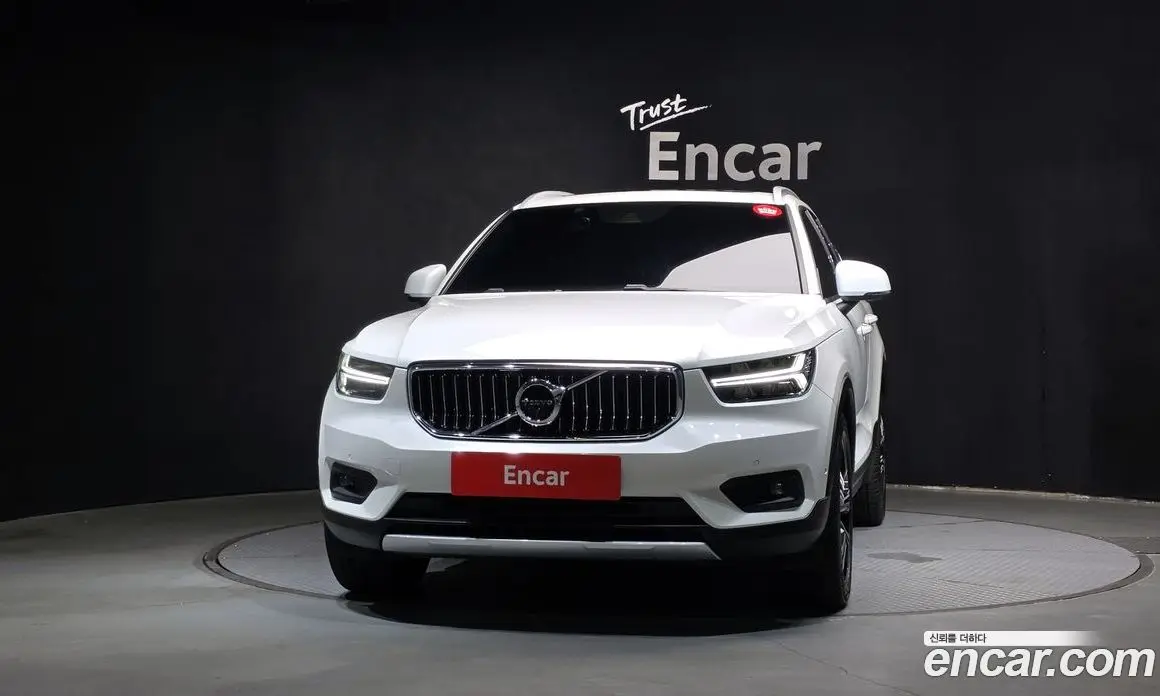Volvo XC40 2021 2.0 АКПП, фото 3