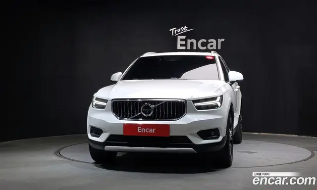 Volvo XC40 2021 2.0 АКПП, миниатюра 3