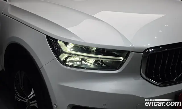 Volvo XC40 2021 2.0 АКПП, миниатюра 8