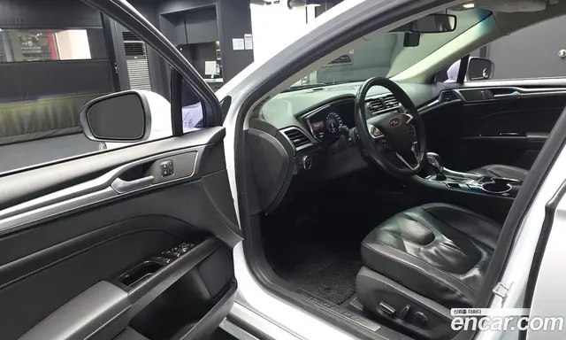 Ford Mondeo 2016 2.0 АКПП, миниатюра 10 Ford Mondeo 2016 2.0 АКПП, миниатюра 10
