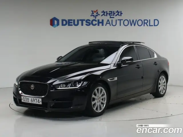 Jaguar XE 2018 2.0 АКПП, миниатюра 2 Jaguar XE 2018 2.0 АКПП, миниатюра 2
