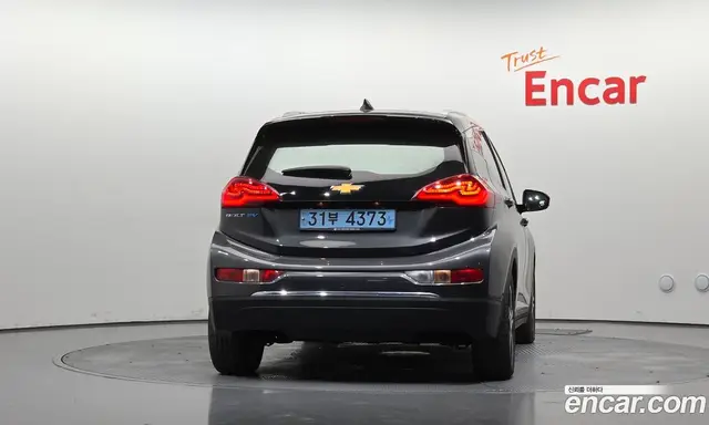 Chevrolet Bolt EV 2018 0.2 АКПП, миниатюра 4 Chevrolet Bolt EV 2018 0.2 АКПП, миниатюра 4