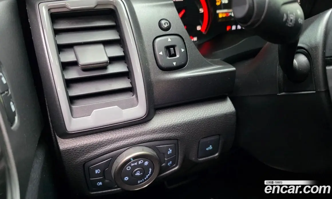 Ford Ranger 2022 2.0 АКПП, фото 17