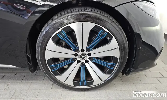 Mercedes-Benz EQS 2023 0.3 АКПП, миниатюра 7