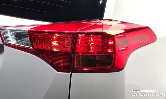 Toyota RAV4 2014 2.5 АКПП, миниатюра 8 Toyota RAV4 2014 2.5 АКПП, миниатюра 8