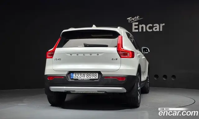 Volvo XC40 2022 2.0 АКПП, миниатюра 4