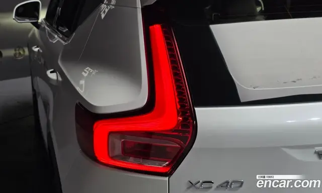Volvo XC40 2022 2.0 АКПП, миниатюра 9