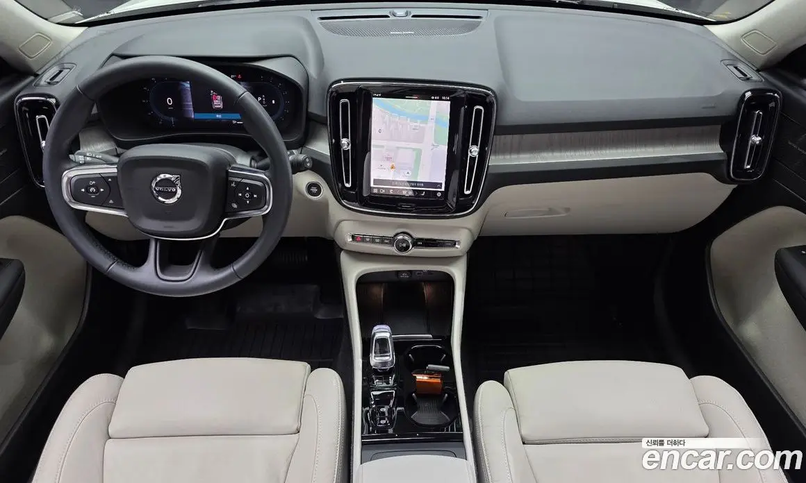 Volvo XC40 2022 2.0 АКПП, фото 10