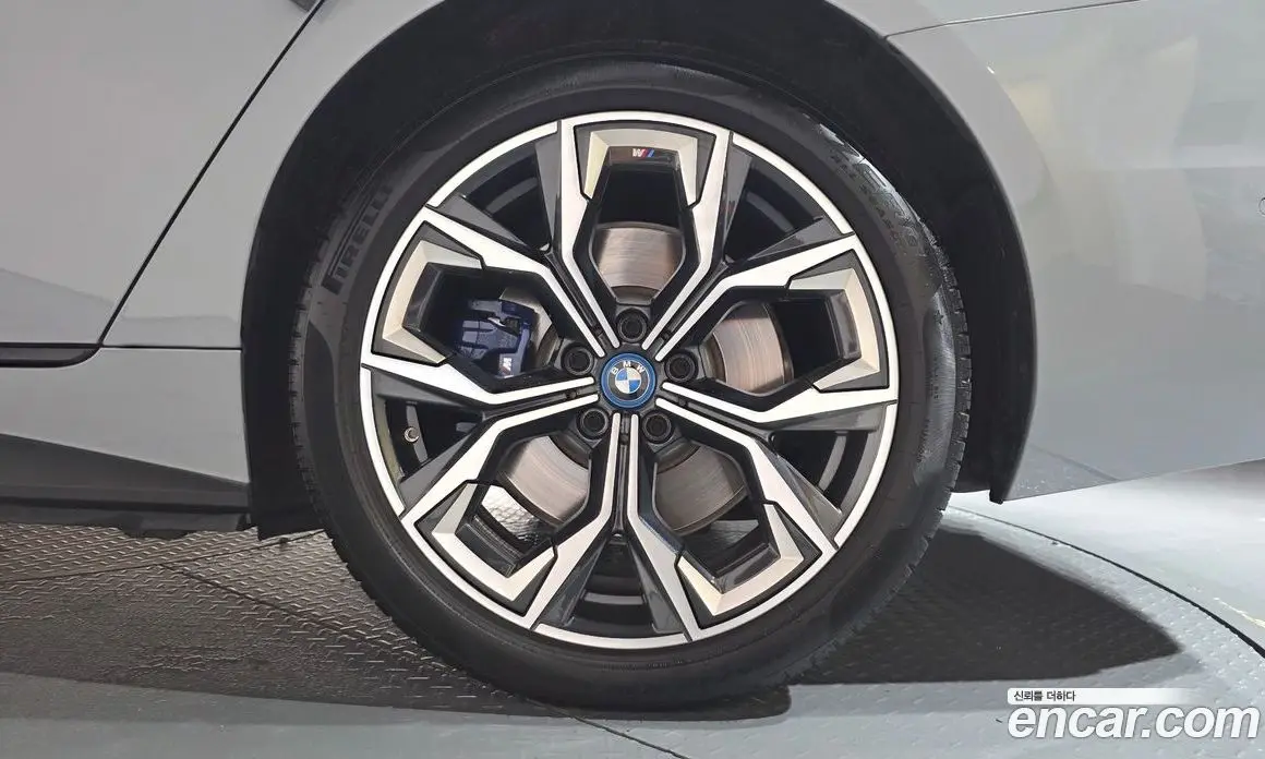 BMW i4 2023 0.2 АКПП, фото 6