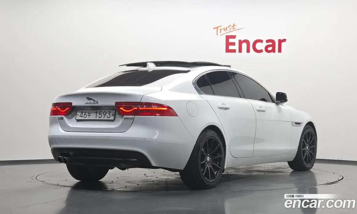 Jaguar XE 2018 2.0 АКПП, фото 2 Jaguar XE 2018 2.0 АКПП, фото 2