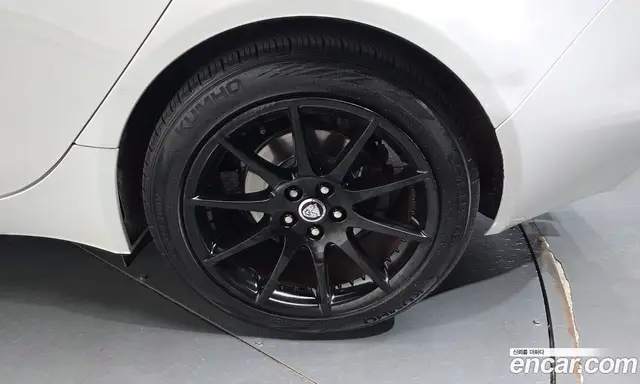Jaguar XE 2018 2.0 АКПП, миниатюра 7 Jaguar XE 2018 2.0 АКПП, миниатюра 7
